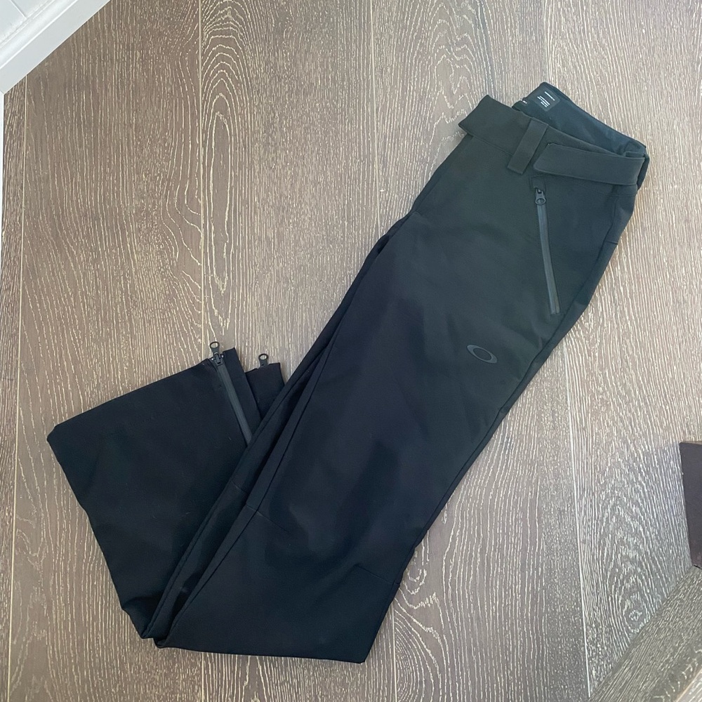 Oakley black snow pants